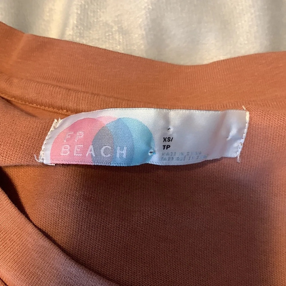 FRee people beach size XS on repeat terracotta clay color front pleat seams long - Picture 5 of 10